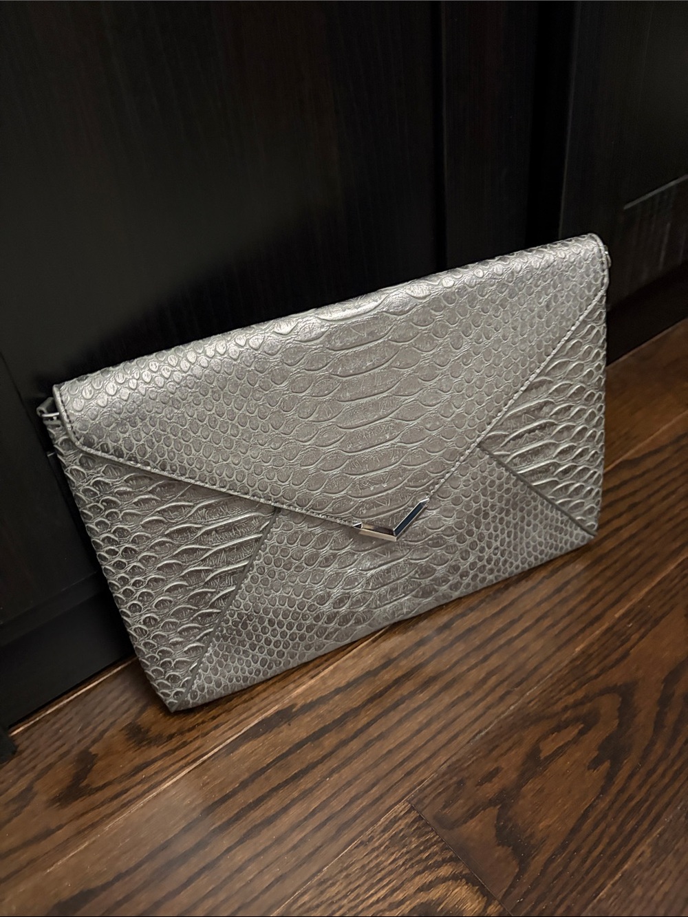 Stella & Dot Silver Textured Envelope Clutch